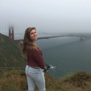 Meet your Posher, Anna